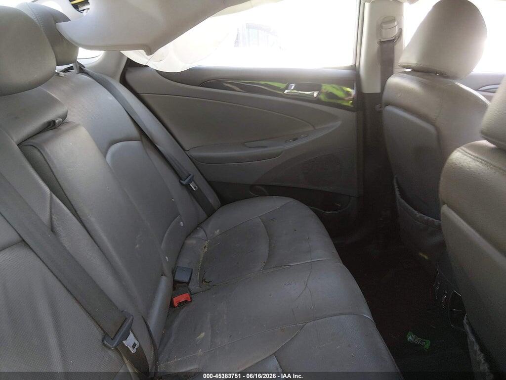 5NPEC4AC3BH119275 2011 HYUNDAI SONATA photo no. 8