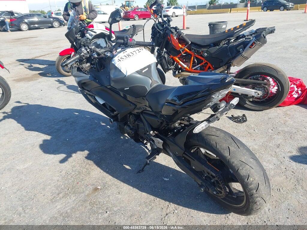 ML5EXEP18RDAD4635 2024 KAWASAKI EX650 photo no. 3