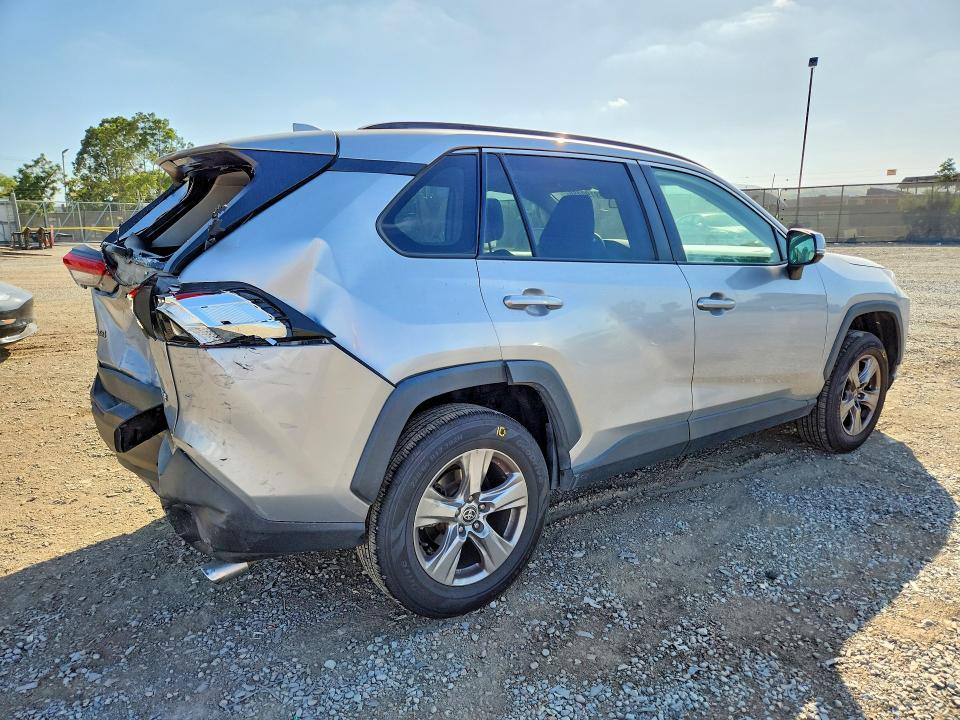 2T3W1RFV0RC266742 2024 TOYOTA RAV4 photo no. 3