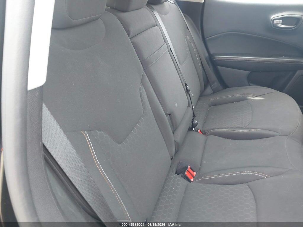 3C4NJDAB9LT137732 2020 JEEP COMPASS photo no. 8