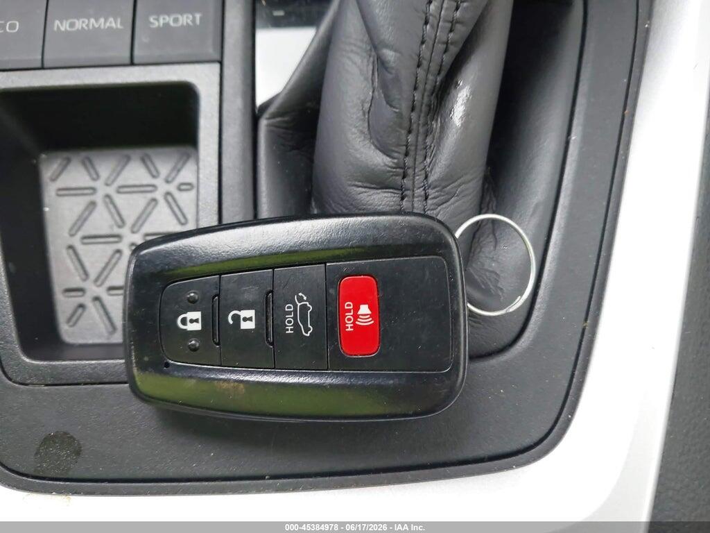 2T3Y1RFV5KW020945 2019 TOYOTA RAV4 photo no. 11