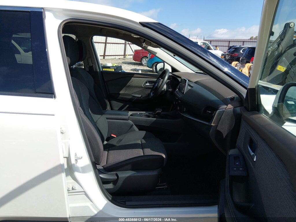 5N1AT3BA8MC820782 2021 NISSAN ROGUE photo no. 5