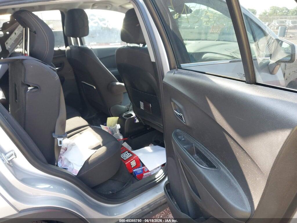3GNCJLSBXHL265119 2017 CHEVROLET TRAX photo no. 8