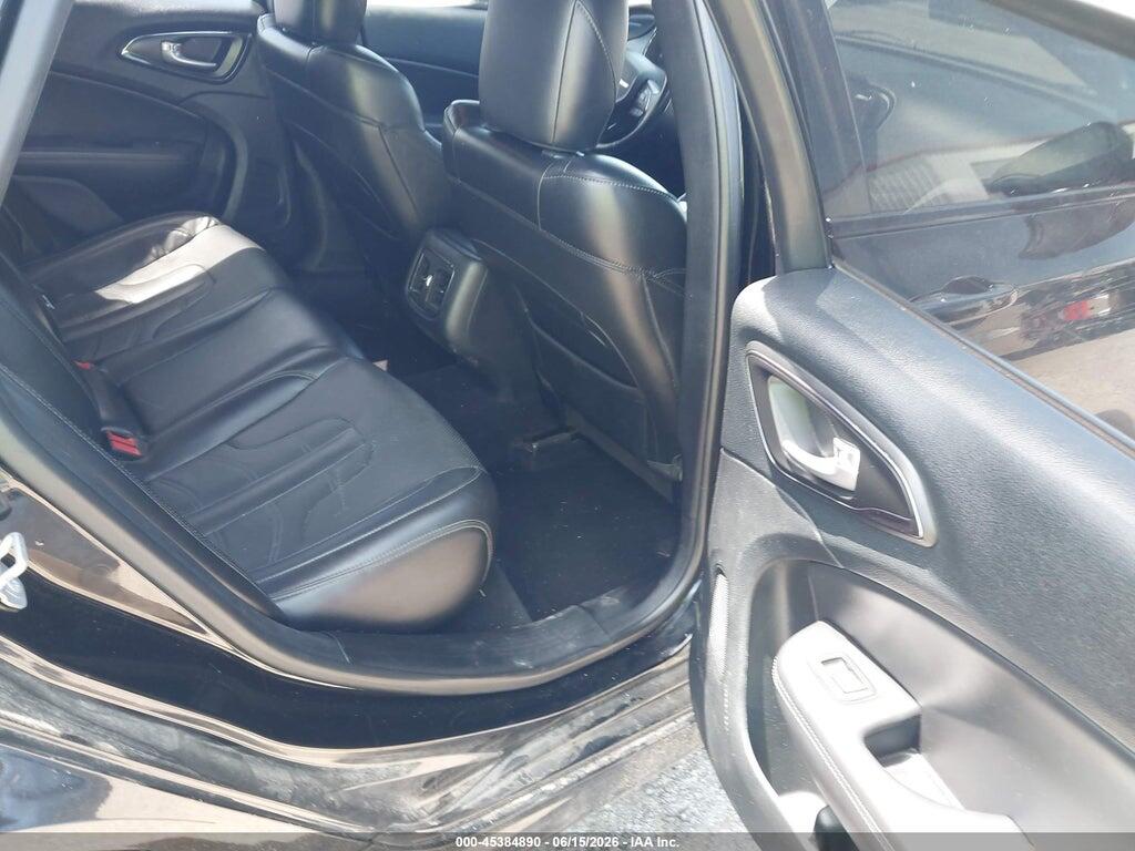 1C3CCCBG3FN672392 2015 CHRYSLER 200 photo no. 8