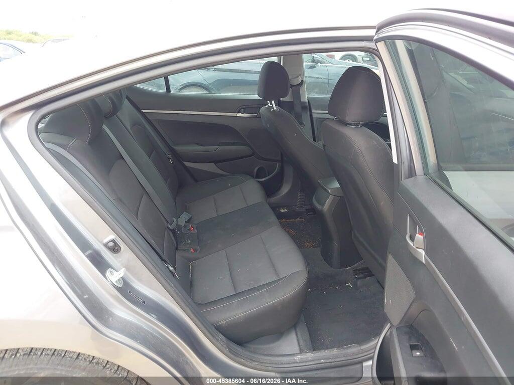 5NPD74LF2JH398482 2018 HYUNDAI ELANTRA photo no. 8
