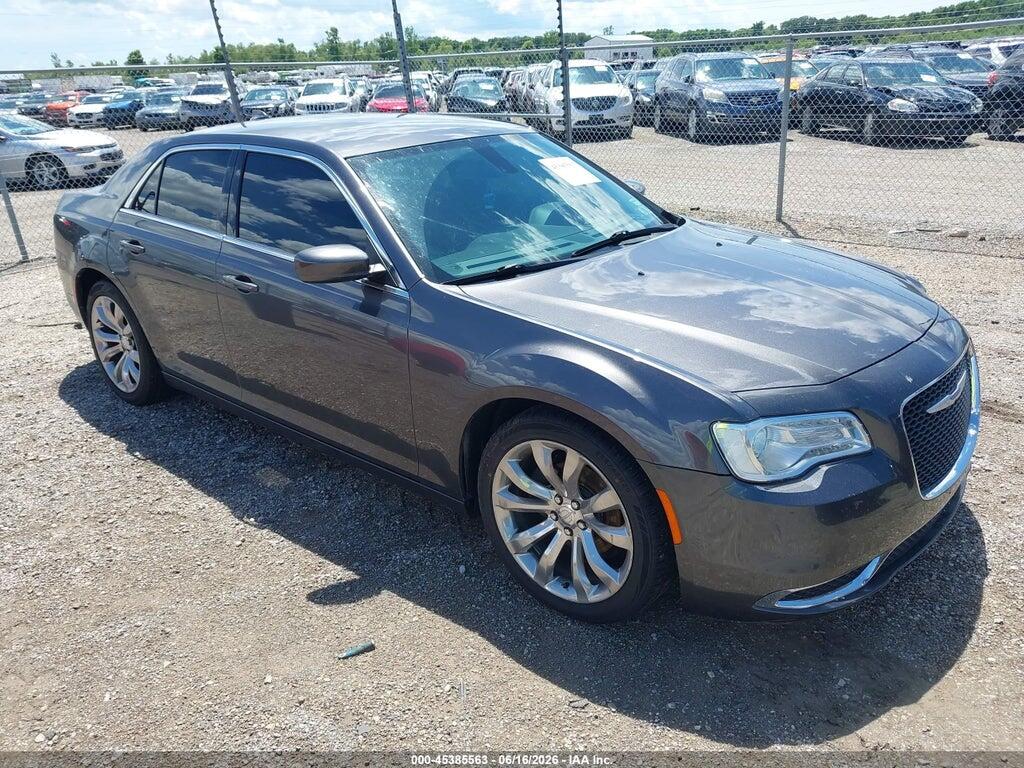 2C3CCAAG1KH760852 2019 CHRYSLER 300 photo no. 1