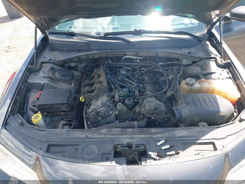 2C3CCAAG1KH760852 2019 CHRYSLER 300 photo no. 10