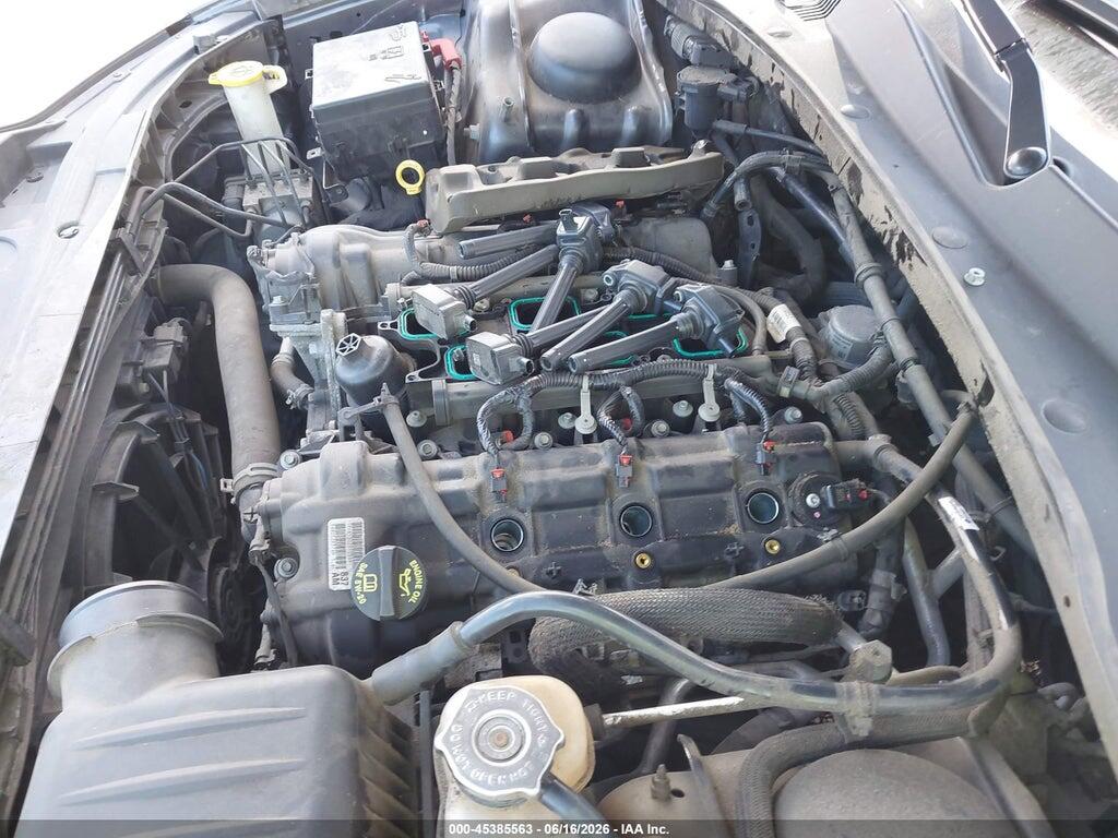 2C3CCAAG1KH760852 2019 CHRYSLER 300 photo no. 6