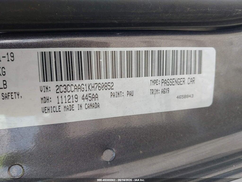 2C3CCAAG1KH760852 2019 CHRYSLER 300 photo no. 9