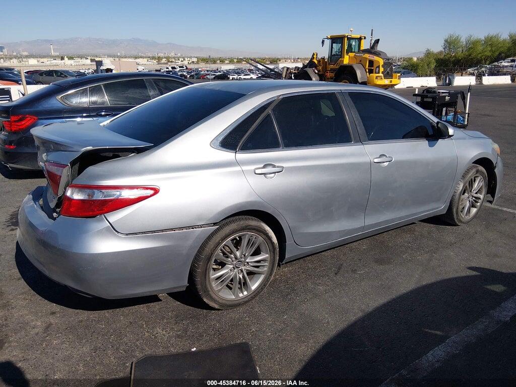 4T1BF1FK3HU747677 2017 TOYOTA CAMRY photo no. 4