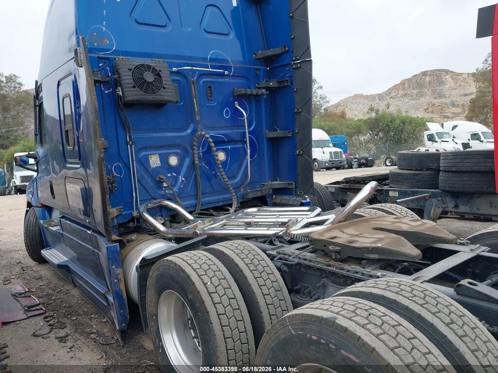 1FUJHHDR2PLNW7932 2023 FREIGHTLINER NEW CASCADIA 126 photo no. 3