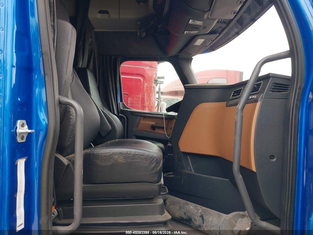 1FUJHHDR2PLNW7932 2023 FREIGHTLINER NEW CASCADIA 126 photo no. 7