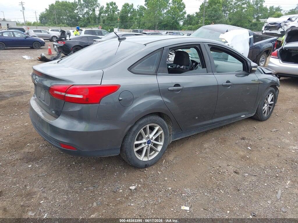 1FADP3F28HL205833 2017 FORD FOCUS photo no. 4