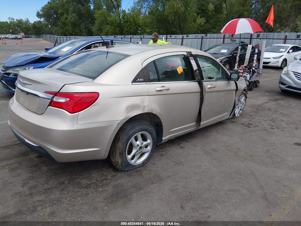 1C3CCBAB6EN207846 2014 CHRYSLER 200 photo no. 4
