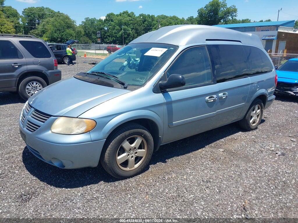 2D4GP44L85R302786 2005 DODGE CARAVAN photo no. 2