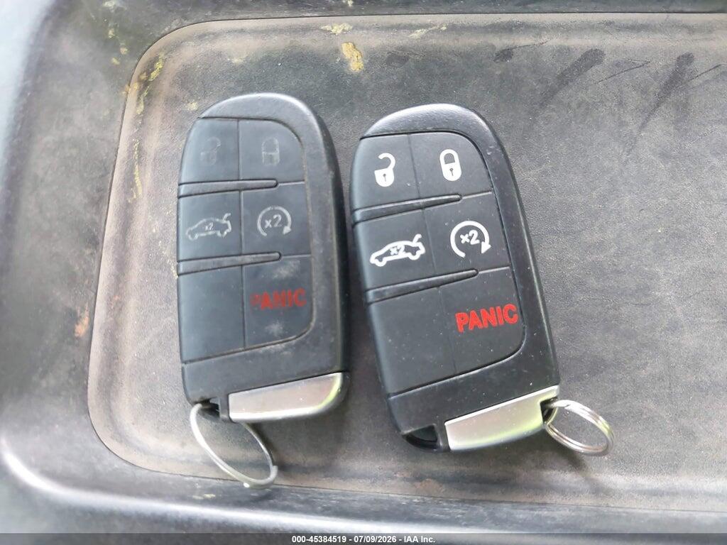 2C3CCAPT7CH238121 2012 CHRYSLER 300C photo no. 11