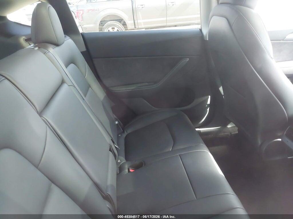 7SAYGDEE9RA325612 2024 TESLA MODEL Y photo no. 8