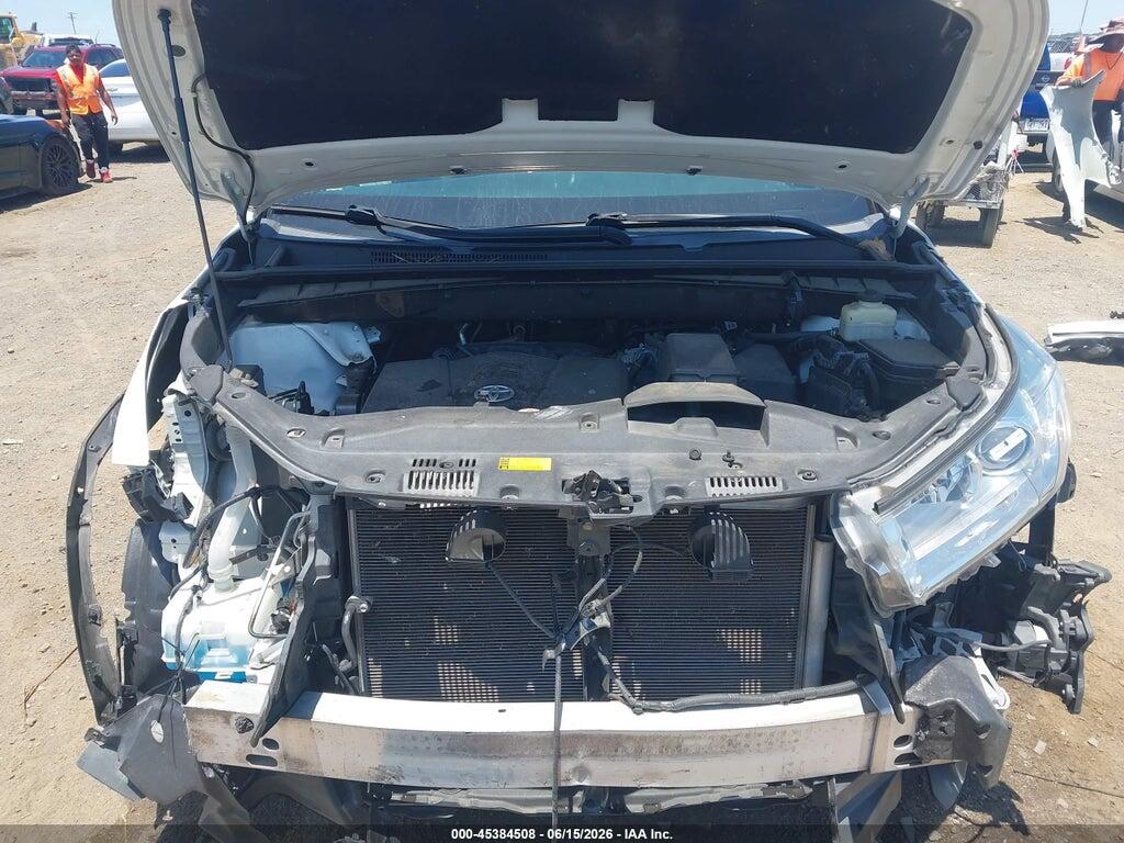 5TDKZRFH2JS536382 2018 TOYOTA HIGHLANDER photo no. 10