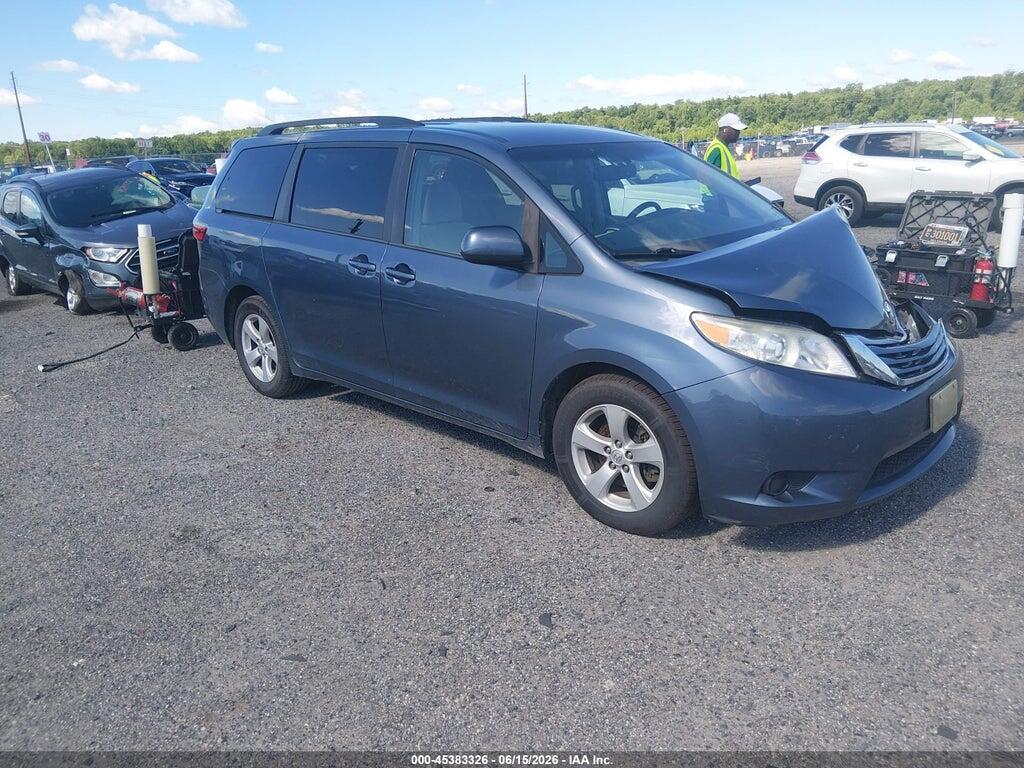 5TDKK3DC0FS549454 2015 TOYOTA SIENNA photo no. 1