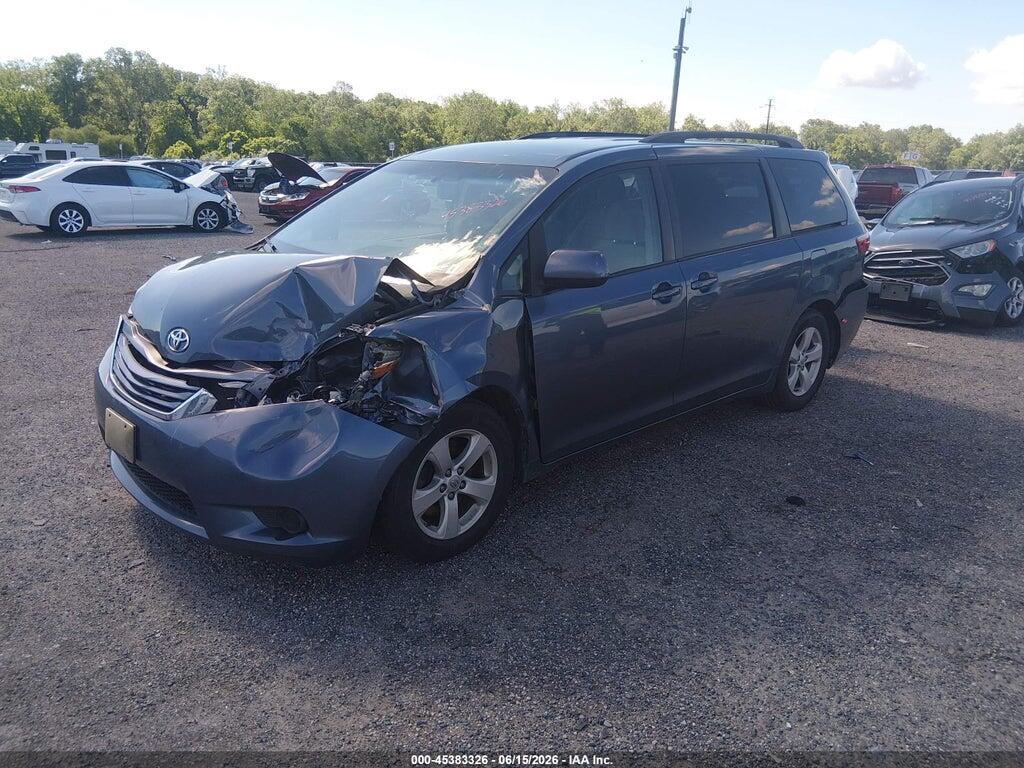 5TDKK3DC0FS549454 2015 TOYOTA SIENNA photo no. 2