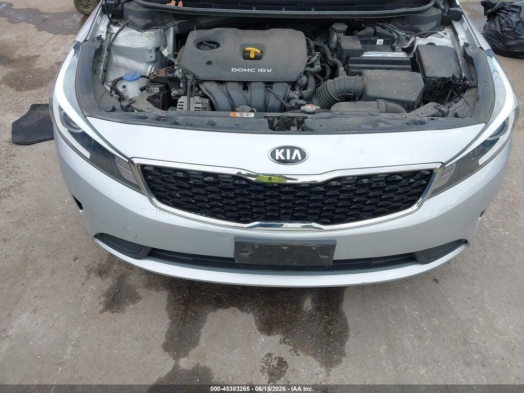 3KPFK4A76HE153802 2017 KIA FORTE photo no. 10