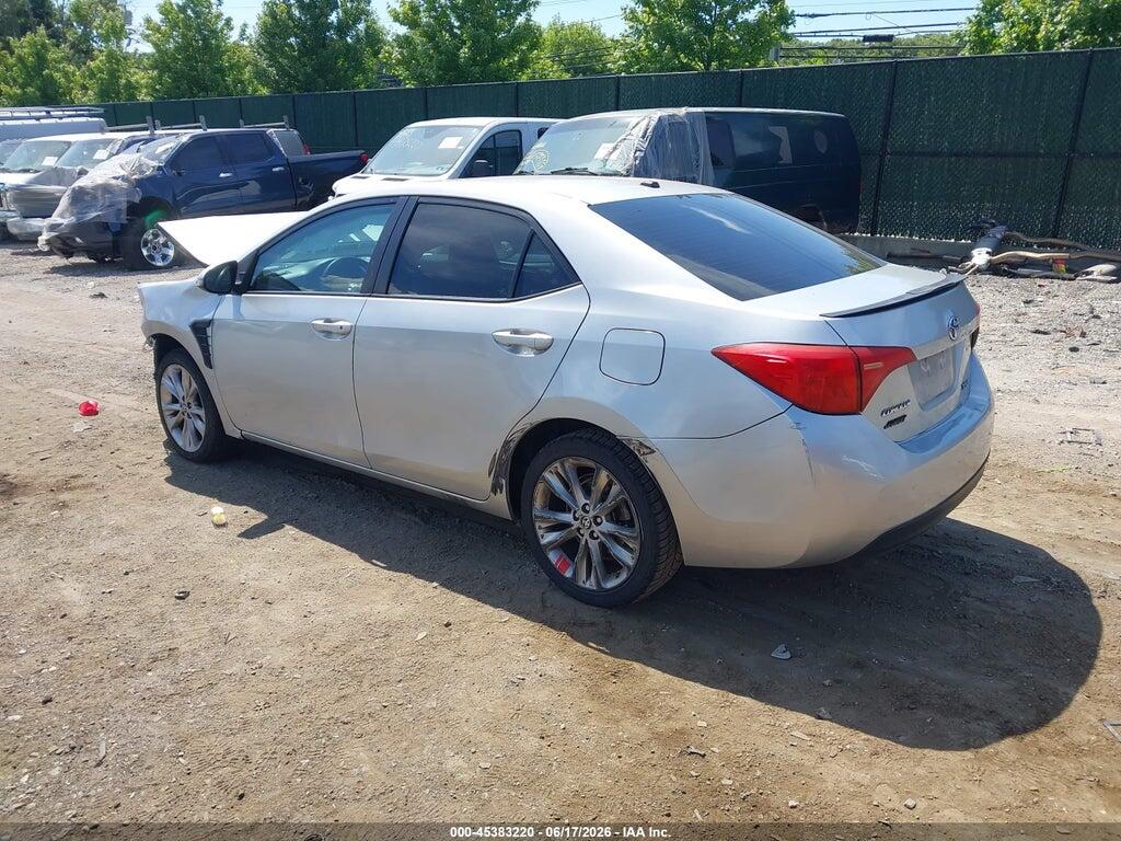 5YFBURHE4JP854370 2018 TOYOTA COROLLA photo no. 3