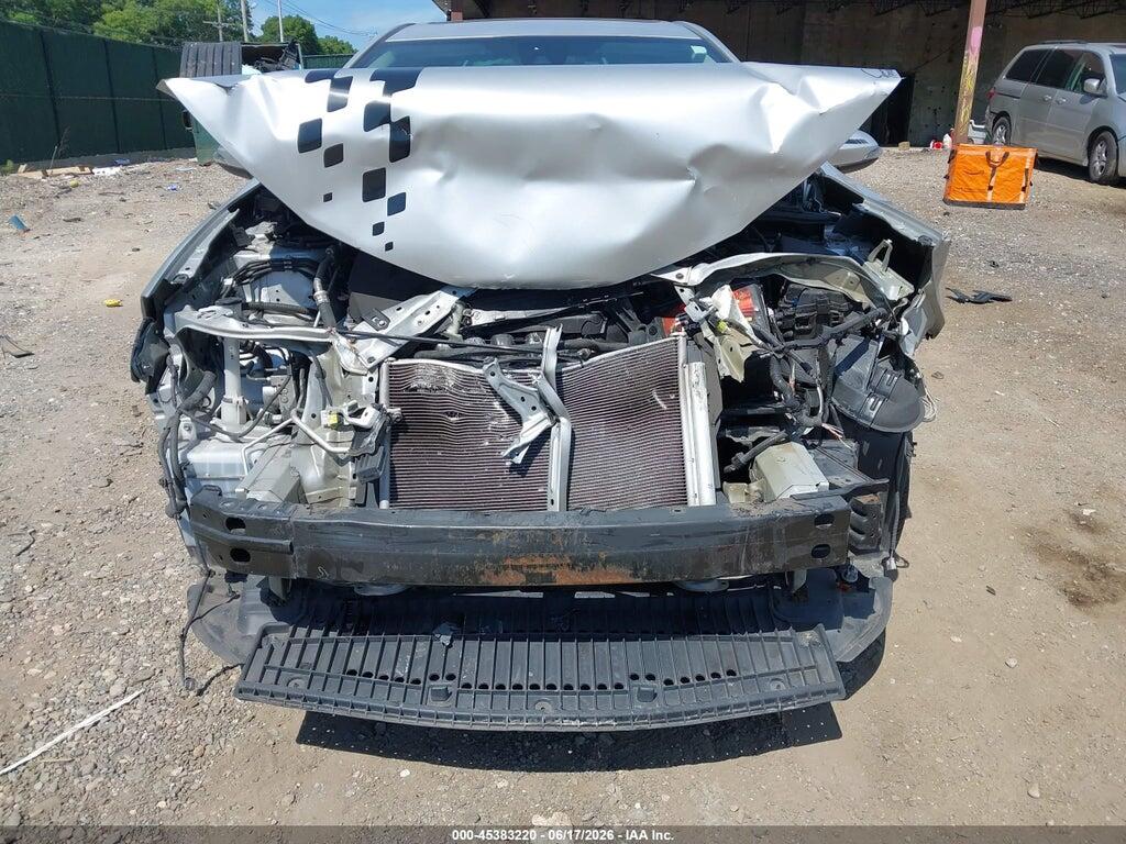 5YFBURHE4JP854370 2018 TOYOTA COROLLA photo no. 6