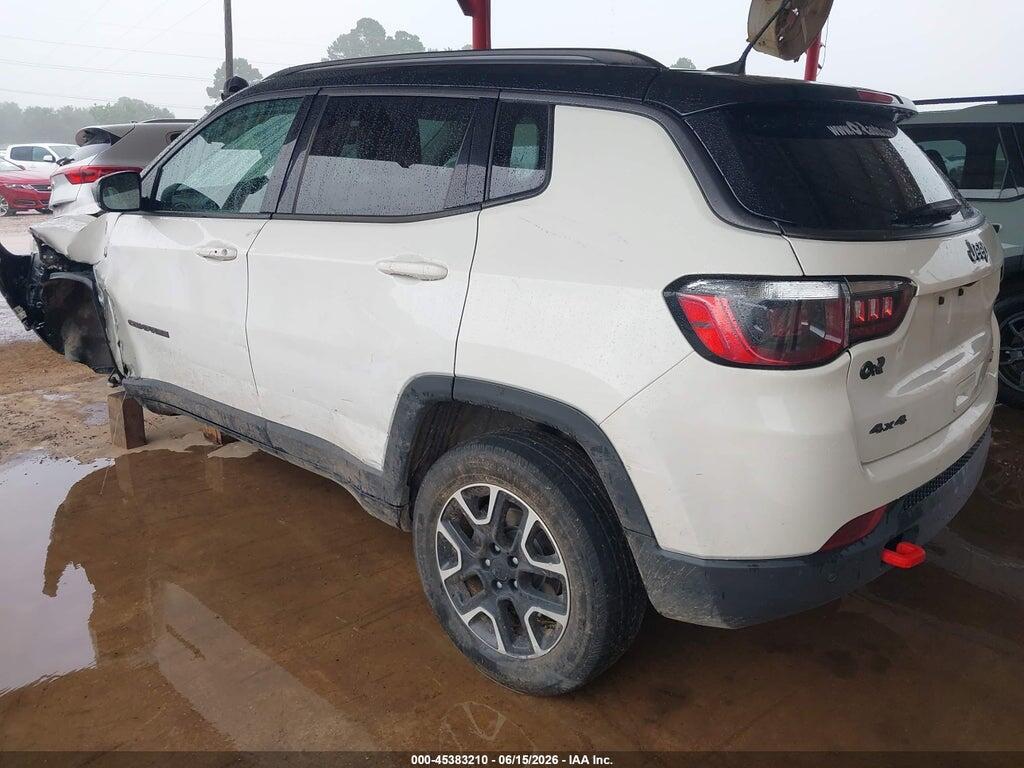 3C4NJDDBXMT600684 2021 JEEP COMPASS photo no. 3
