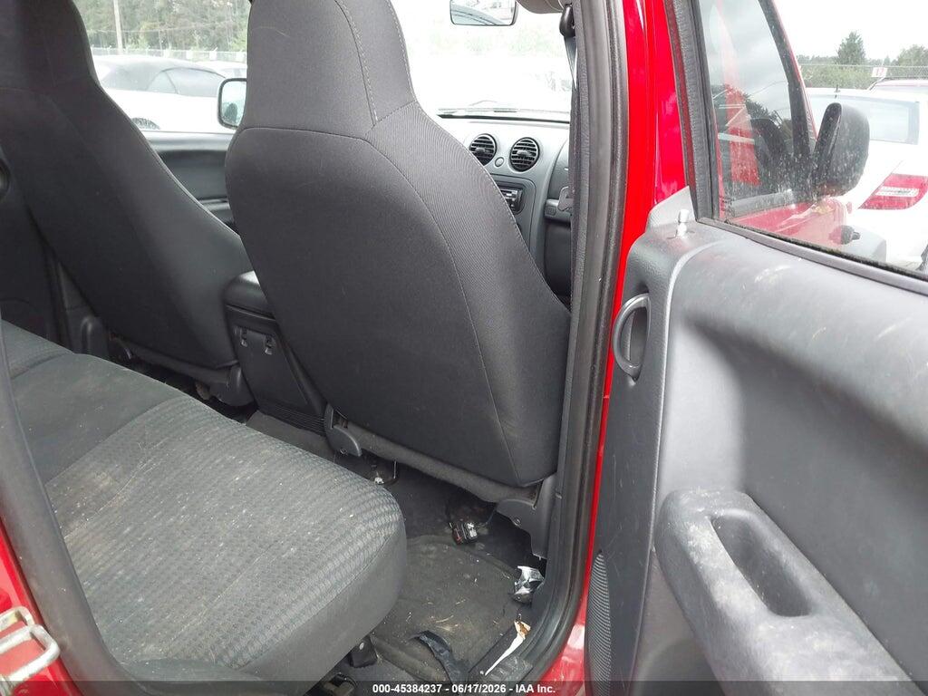 1J4GL48K24W201527 2004 JEEP LIBERTY photo no. 8