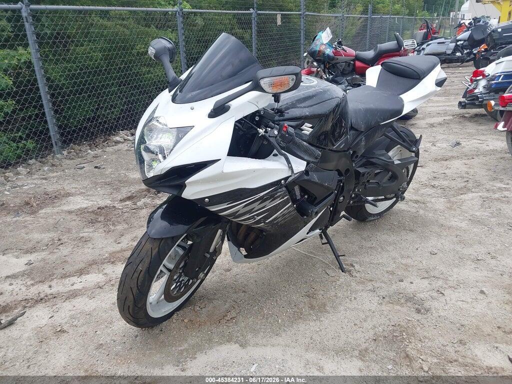 JS1GN7FAXK7100278 2019 SUZUKI GSX-R600 photo no. 2