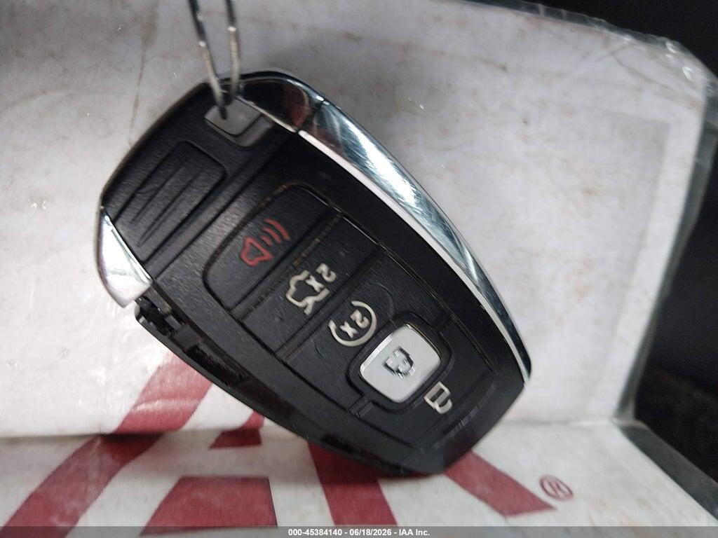 5LMCJ1C93HUL61536 2017 LINCOLN MKC photo no. 11