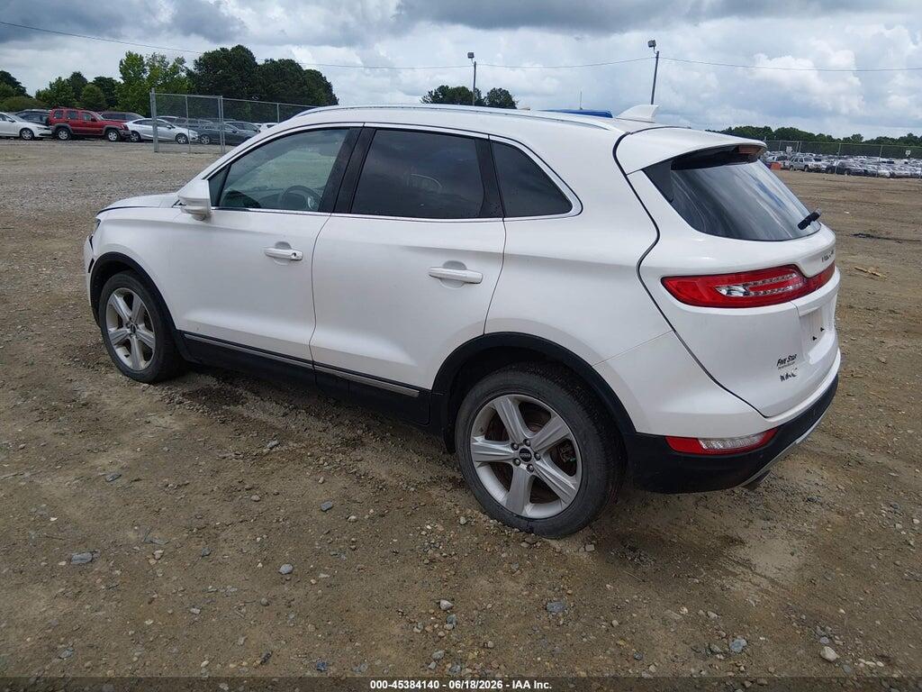 5LMCJ1C93HUL61536 2017 LINCOLN MKC photo no. 3