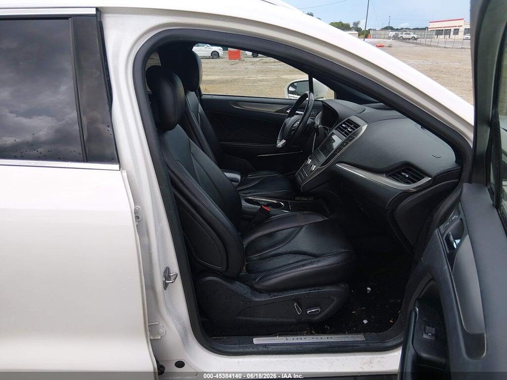 5LMCJ1C93HUL61536 2017 LINCOLN MKC photo no. 5