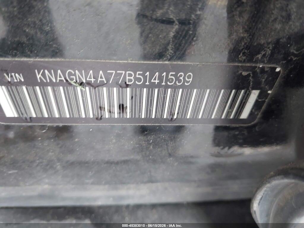 KNAGN4A77B5141539 2011 KIA OPTIMA photo no. 9