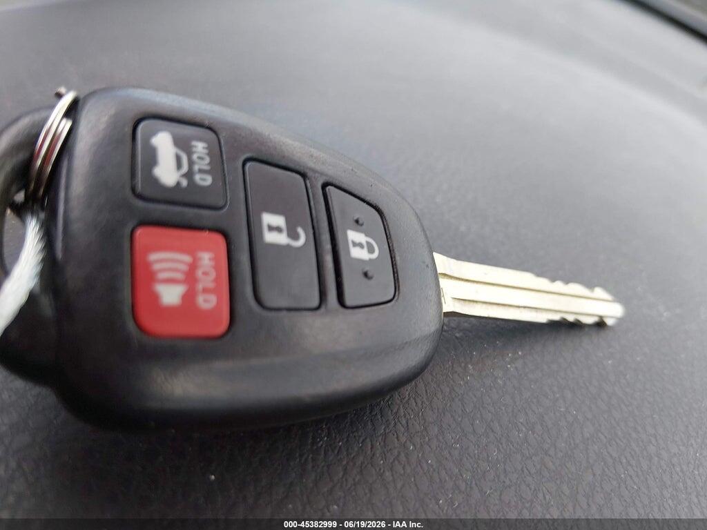 2T1BURHE9FC342336 2015 TOYOTA COROLLA photo no. 11