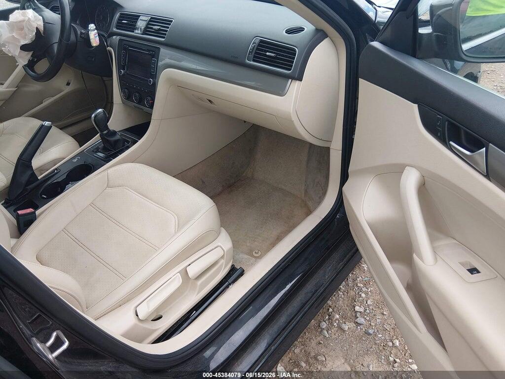 1VWAT7A35FC122676 2015 VOLKSWAGEN PASSAT photo no. 5