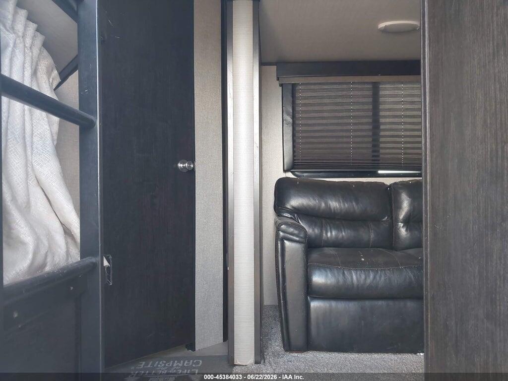 573TE3226K6614662 2019 GRAND DESIGN IMAGINE photo no. 8