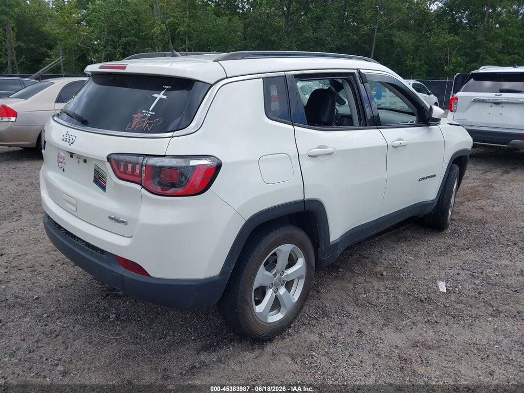 3C4NJCBBXJT226229 2018 JEEP COMPASS photo no. 4