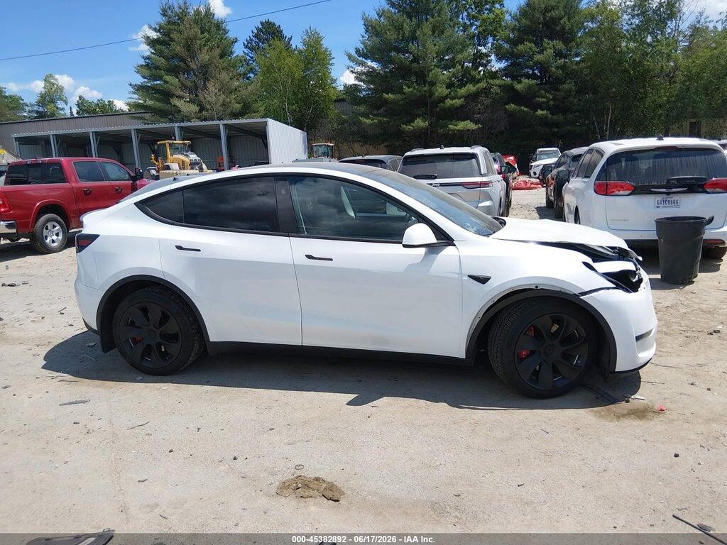7SAYGDEE2RA228414 2024 TESLA MODEL Y photo no. 12