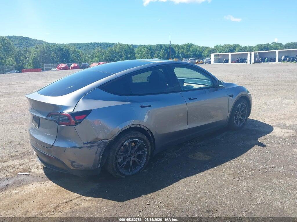 7SAYGDEE1SF293649 2025 TESLA MODEL Y photo no. 4