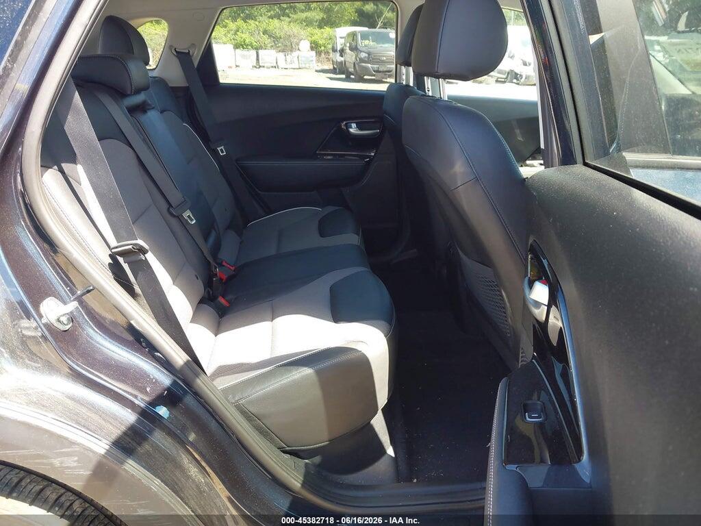 KNDCC3LG3N5124711 2022 KIA NIRO EV photo no. 8