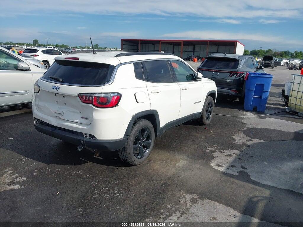 3C4NJCBB1JT377041 2018 JEEP COMPASS photo no. 4