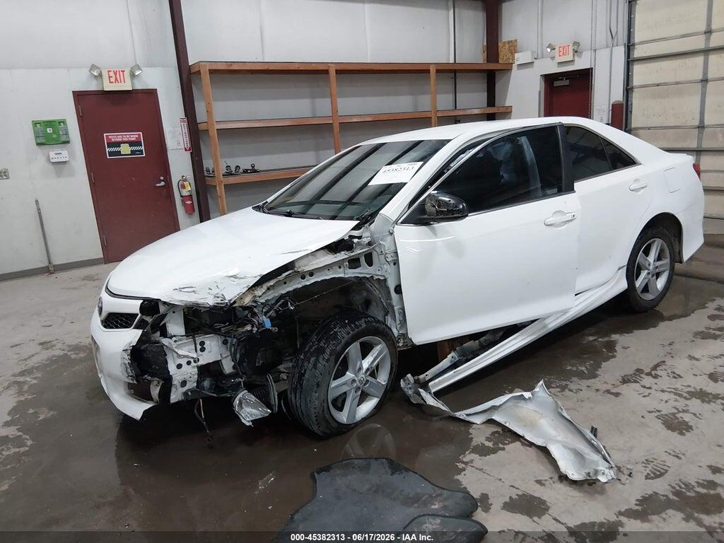 4T1BF1FK0CU202674 2012 TOYOTA CAMRY photo no. 2