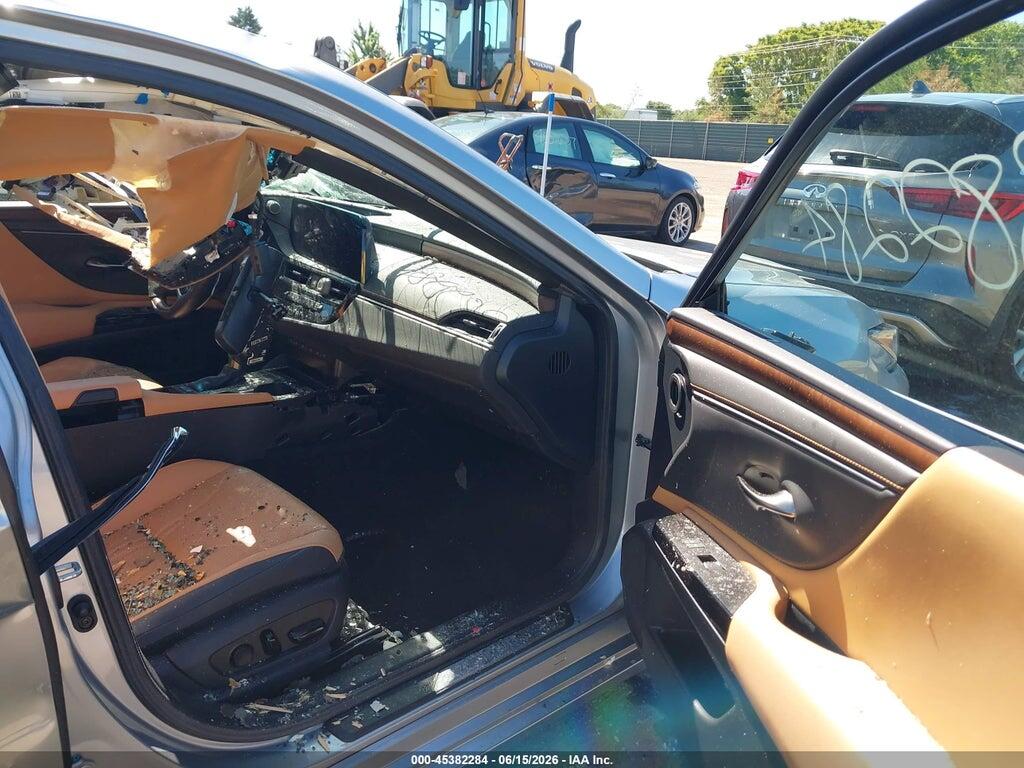 58AEA1C1XPU030613 2023 LEXUS ES 300H photo no. 5