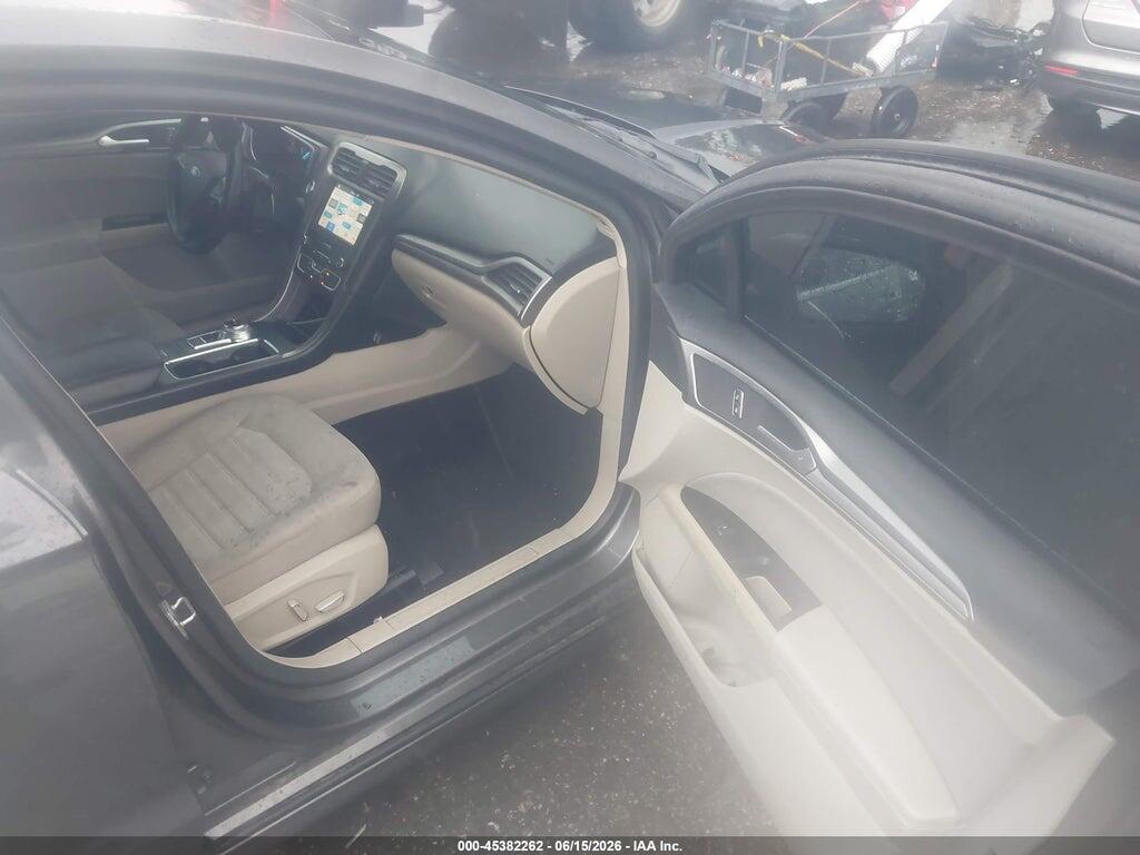 3FA6P0HD3KR258325 2019 FORD FUSION photo no. 5