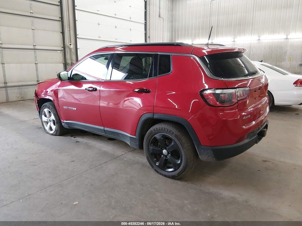 3C4NJDBB7JT177013 2018 JEEP COMPASS photo no. 3