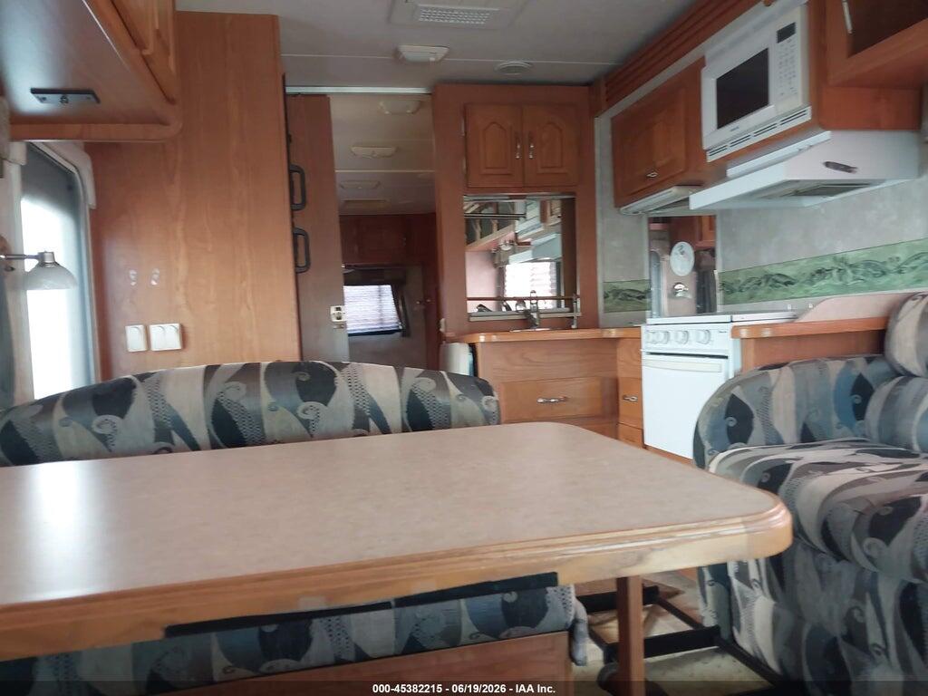 1FDXE45S73HB98708 2003 COACHMEN LEPRECHAUN photo no. 7