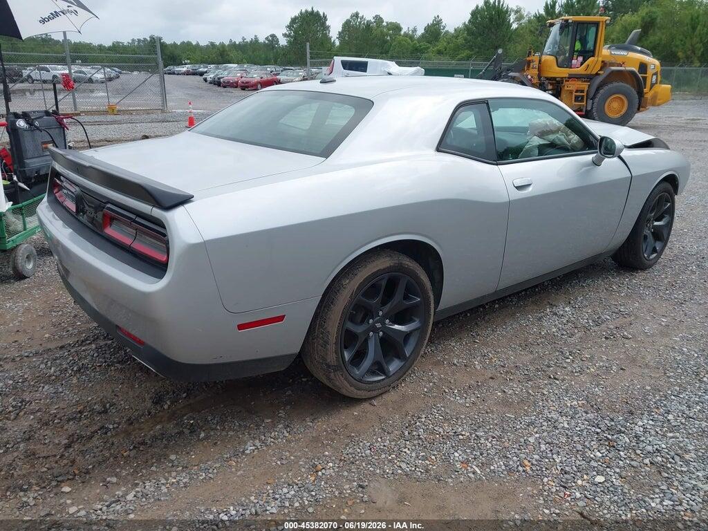 2C3CDZAG0LH243121 2020 DODGE CHALLENGER photo no. 4