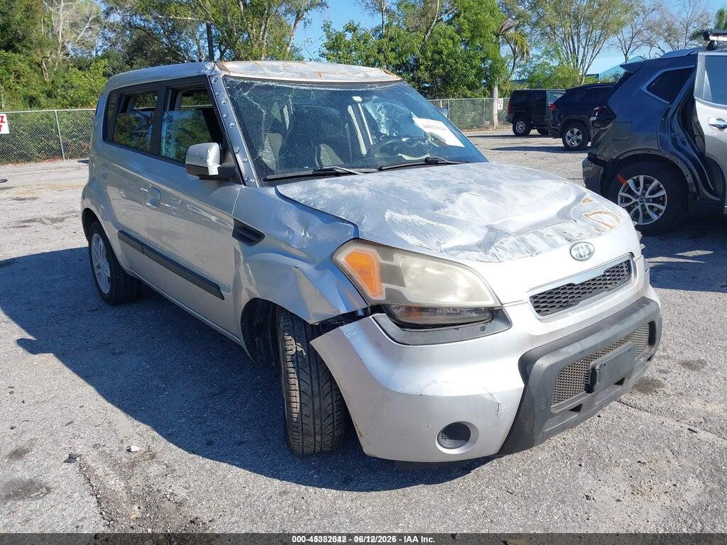 KNDJT2A29A7068233 2010 KIA SOUL photo no. 1