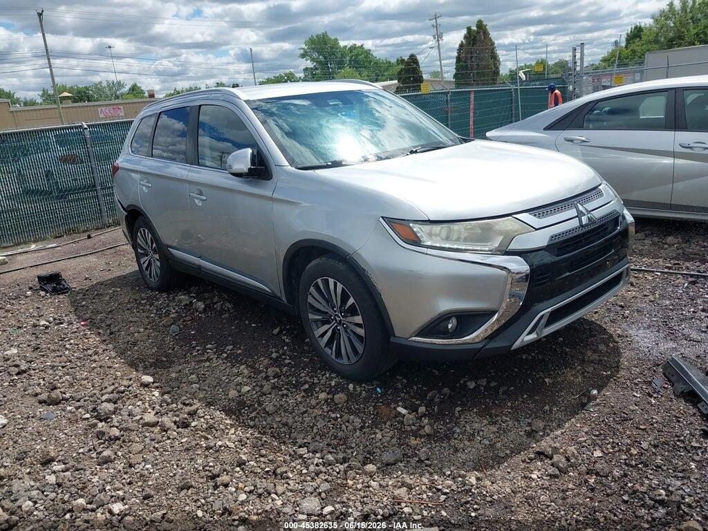 JA4AD3A32LZ019534 2020 MITSUBISHI OUTLANDER photo no. 1